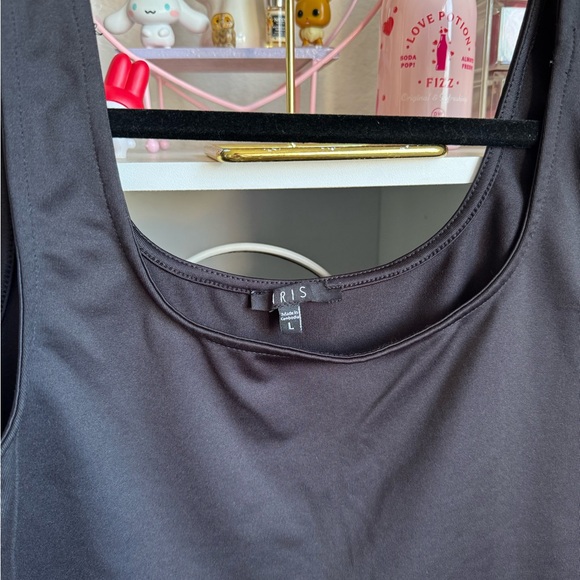 Crop Top - Picture 2 of 3